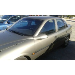 opel vectra b berlina del año 1998