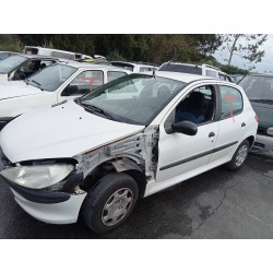 peugeot 206 berlina del año 1999