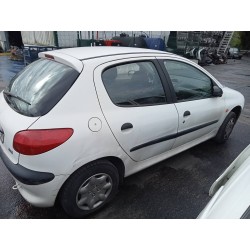 peugeot 206 berlina del año 1999