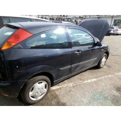 ford focus berlina (cak) del año 2001