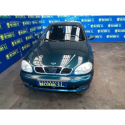 daewoo lanos del año 2001