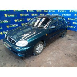 daewoo lanos del año 2001