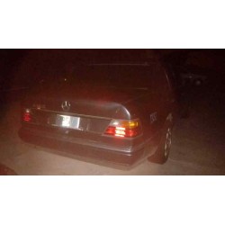 mercedes clase e (w124) berlina del año 1990