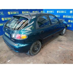 daewoo lanos del año 2001
