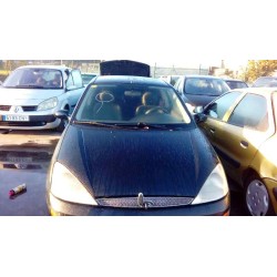 ford focus berlina (cak) del año 2001
