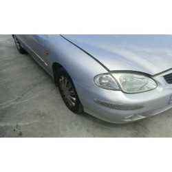 hyundai lantra berlina (rd) del año 1998