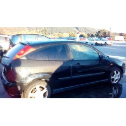 ford focus berlina (cak) del año 2001