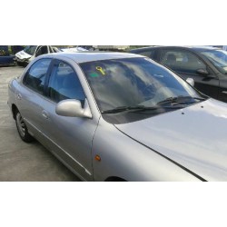 hyundai lantra berlina (rd) del año 1998