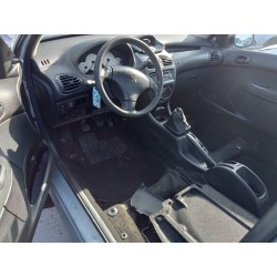 peugeot 206 berlina del año 2003