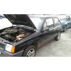 opel corsa a del año 1990
