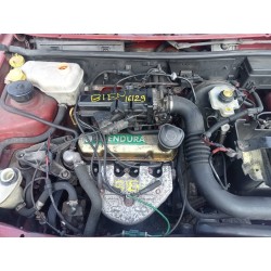 ford fiesta berlina (dx) del año 2001