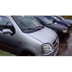 opel agila del año 2002