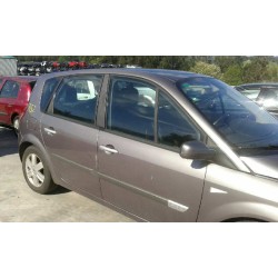 renault scenic ii del año 2005