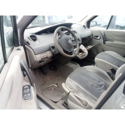 renault scenic ii del año 2006