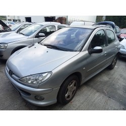 peugeot 206 berlina del año 2004