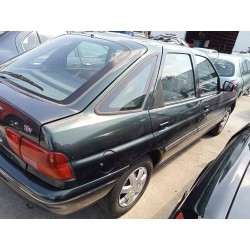 ford escort berlina/turnier del año 1994
