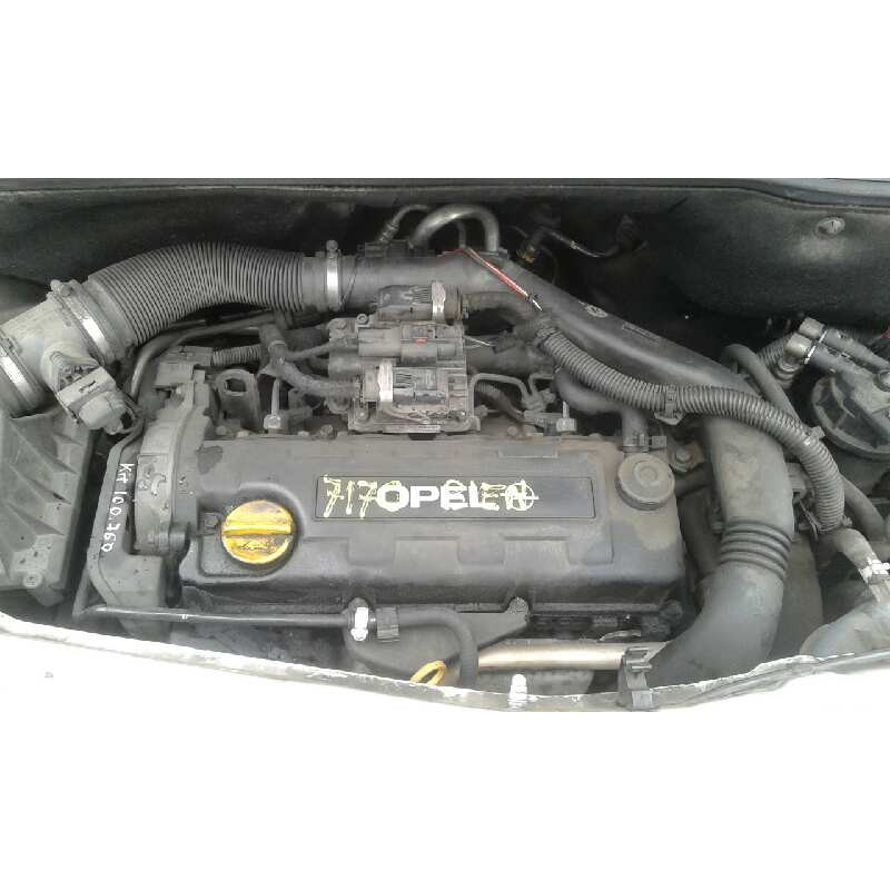 opel meriva del año 2004