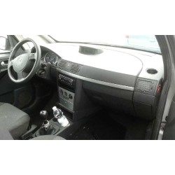 opel meriva del año 2004