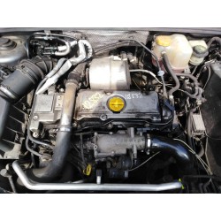 opel vectra c berlina del año 2004