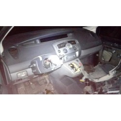renault scenic ii del año 2006