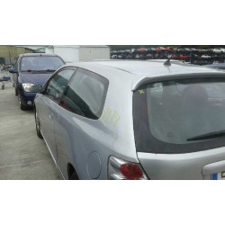 honda civic berlina 3 (ep1/2) del año 2004