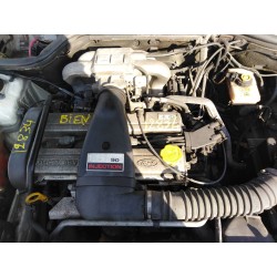 ford escort berlina/turnier del año 1992