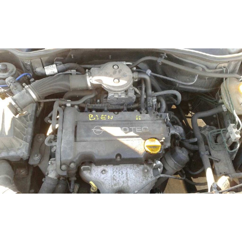 opel corsa c del año 2001