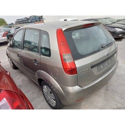 ford fiesta (cbk) del año 2002