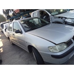 seat cordoba berlina (6k2) del año 2001