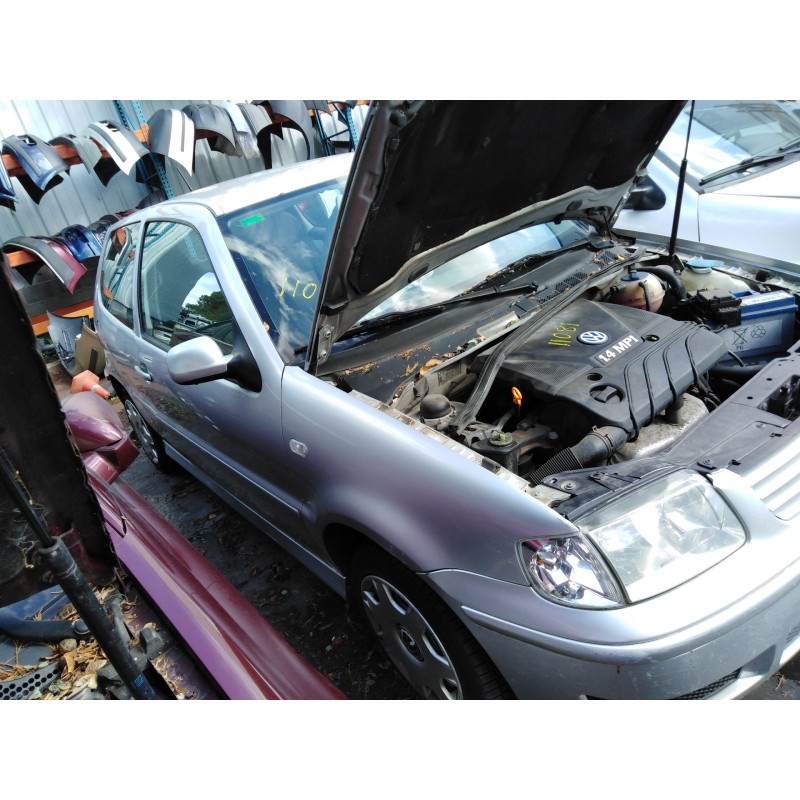 volkswagen polo berlina (6n2) del año 2000