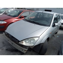 ford focus berlina (cak) del año 2003
