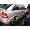 opel astra g berlina del año 2000