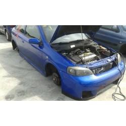 opel astra g berlina del año 2000