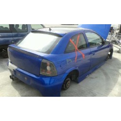 opel astra g berlina del año 2000