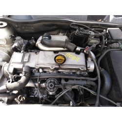opel astra g berlina del año 2000
