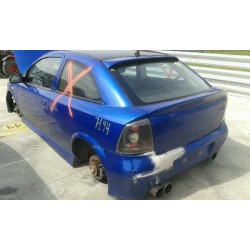 opel astra g berlina del año 2000