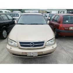 opel omega b del año 2000