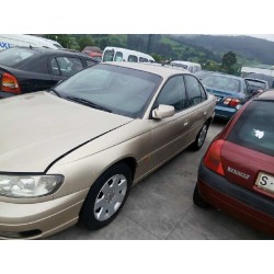 opel omega b del año 2000