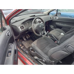 peugeot 307 berlina (s2) del año 2008