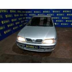 nissan primera berlina (p11) del año 1999