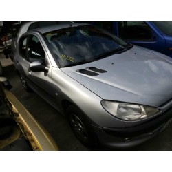 peugeot 206 berlina del año 1999