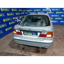 nissan primera berlina (p11) del año 1999