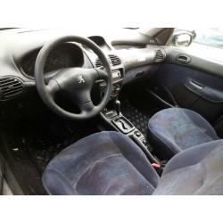 peugeot 206 berlina del año 1999