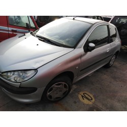 peugeot 206 berlina del año 2003