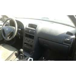 opel astra g berlina del año 2001