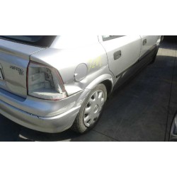 opel astra g berlina del año 2001