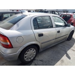 opel astra g berlina del año 1999