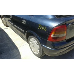 opel astra g berlina del año 2002