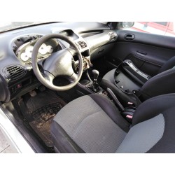 peugeot 206 berlina del año 2003