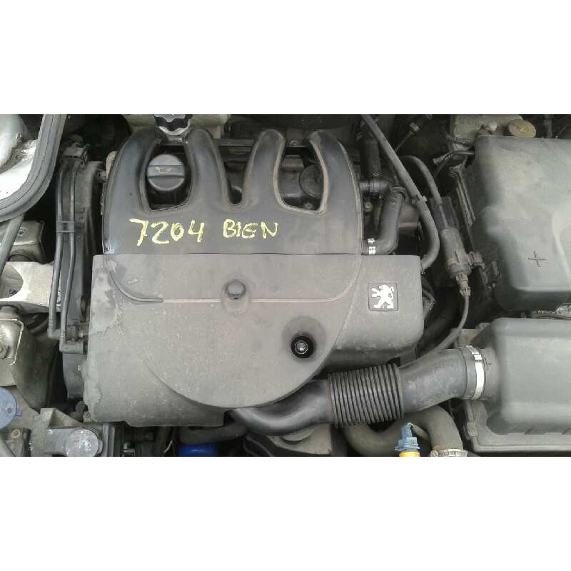 peugeot 206 berlina del año 2000